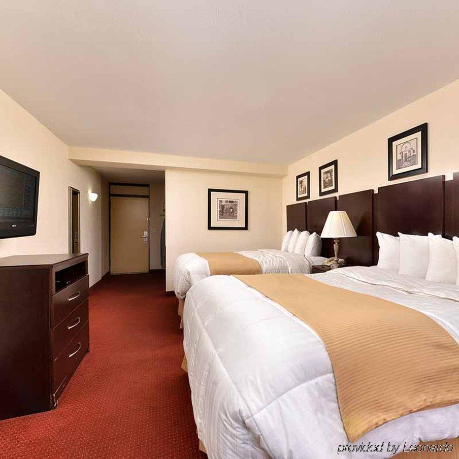Magnuson Hotel Nashville North Гудлеттсвілл Екстер'єр фото
